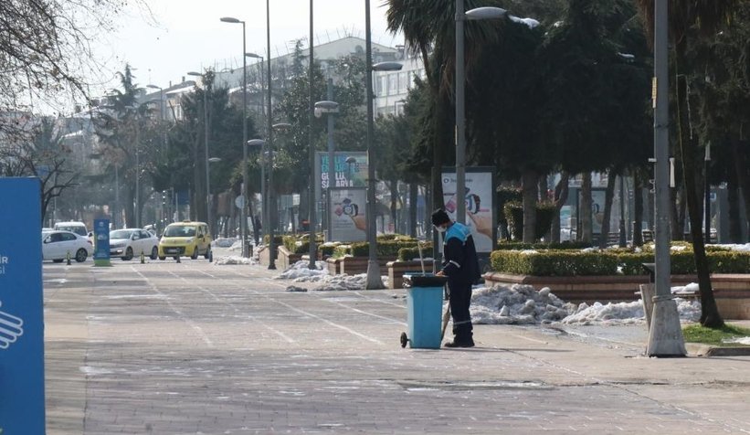 Sakarya sokaklarında hafta sonu sessizliği