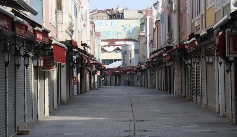 Sakarya sokaklarında hafta sonu sessizliği