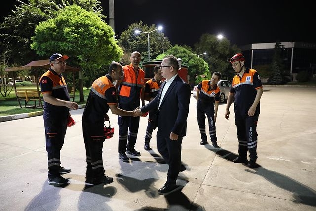 sakarya üniversitesi 17 ağustosu unutmadı 