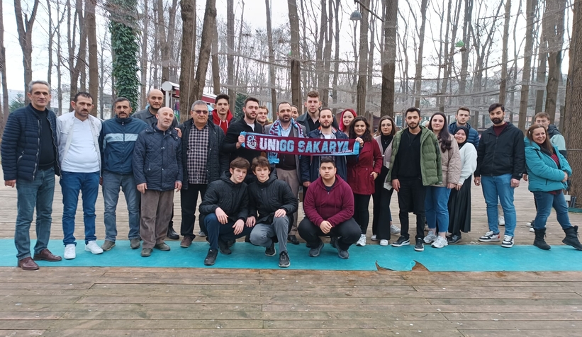 Sakarya Vakfıkebirliler Derneği öğrencilerle bir araya geldi