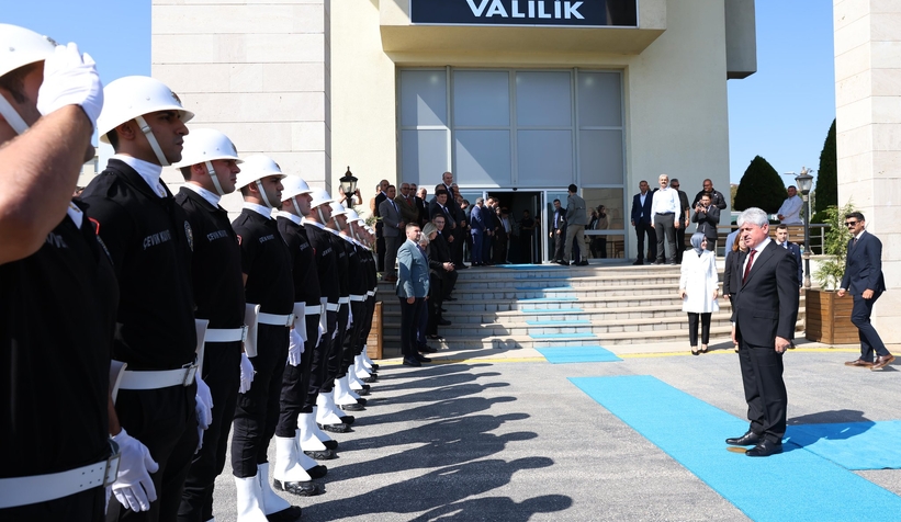 sakarya-valisi-rahmi-dogan-goreve-basladiq2d1a00ybd