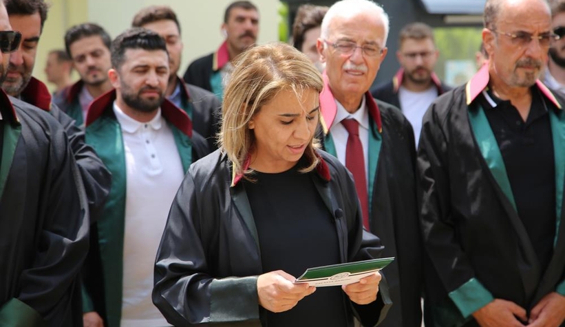 sakaryada-avukatlar-oldurulen-meslektaslari-icin-toplandiwjlvwddyul
