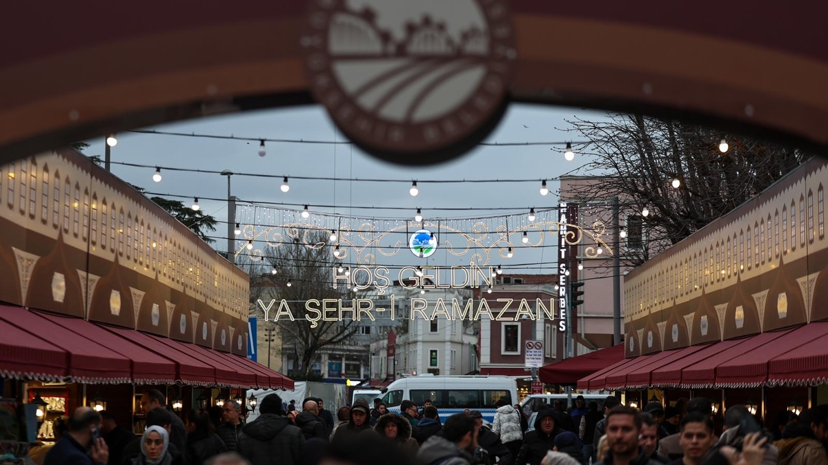 Sakarya’da bir Ramazan klasiği Kitap Sokağı kapılarını açtı
