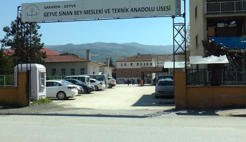 Lisede kavga 1 öğrenci öldü