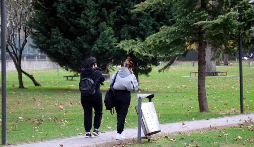 Sakarya’da lodos etkili oluyor