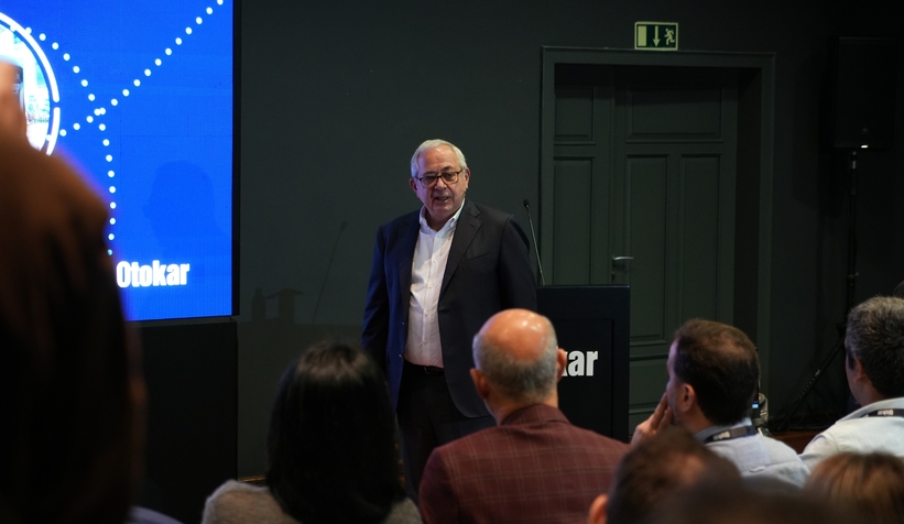 Sakarya’da üretilen ilk otonom minibüs görücüye çıktı