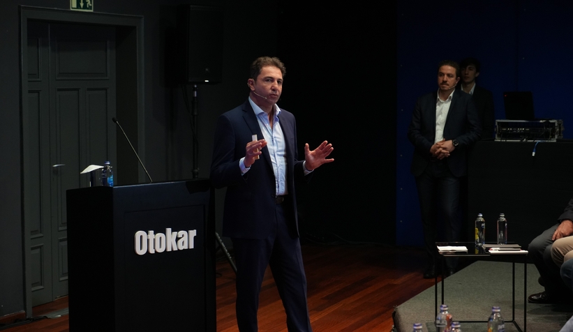 Sakarya’da üretilen ilk otonom minibüs görücüye çıktı