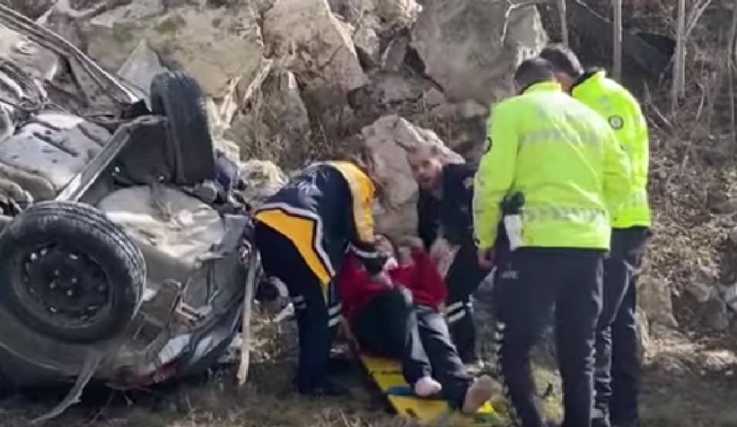 Sakaryalı anne ve kızı kazada ölümden döndü