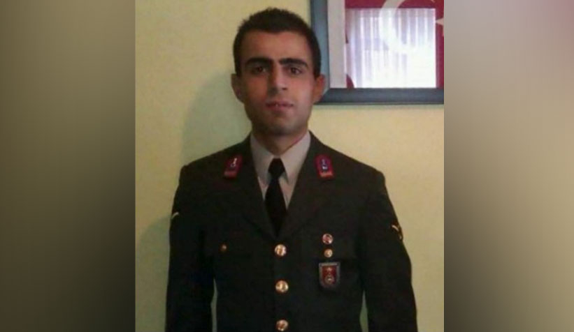 sakaryali-astsubay-ve-ikizlerinden-biri-depremde-hayatini-kaybettiyzvlmvddr1