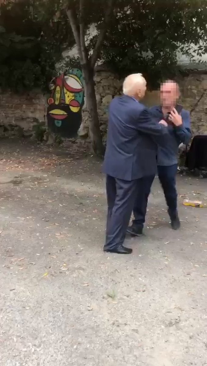 Sakaryalı patron çalışanlarını tokatladı