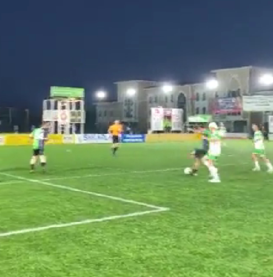 Sakaryalı siyasetçiler dostluk maçı yaptı