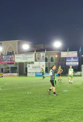 Sakaryalı siyasetçiler dostluk maçı yaptı