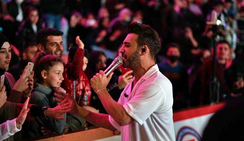 sakaryalilar-konser-icin-vadiye-akin-ettirujjz3nsvw