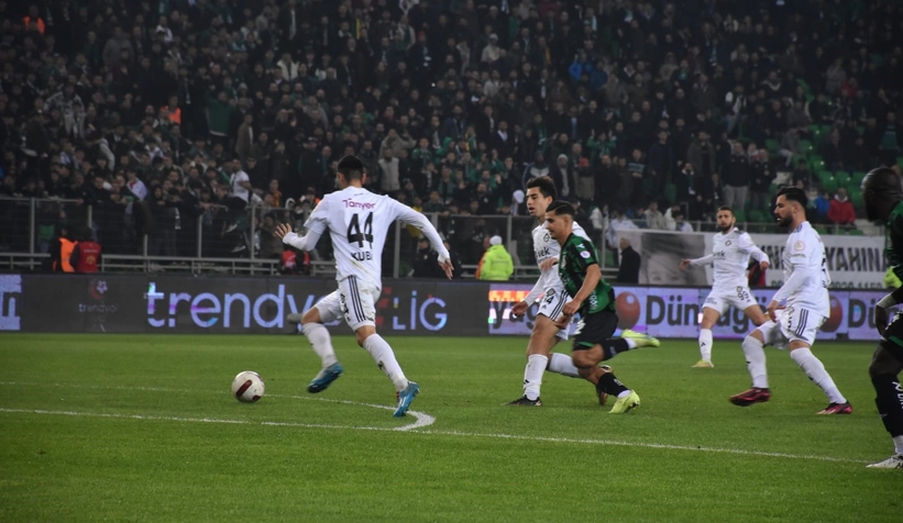 Sakaryaspor 2 Altay 0