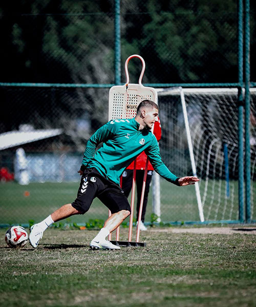 Sakaryaspor 3 puan peşinde