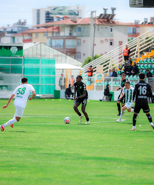 Sakaryaspor'a kritik maçı kaybetti