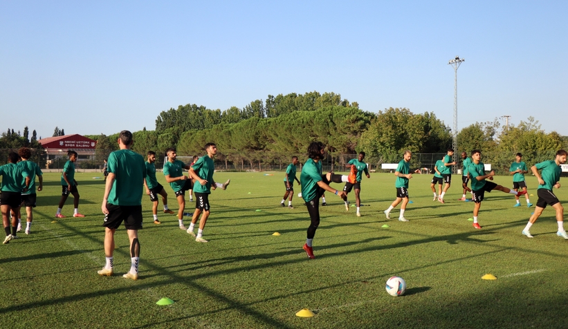 sakaryaspor-amedspor-hazirliklarini-surdurduufr3buvfcg