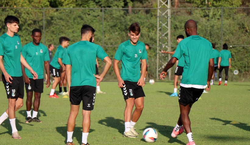 sakaryaspor-amedspor-hazirliklarini-surdurduufr3buvfcg