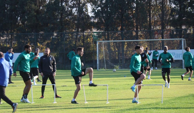 sakaryaspor-caykur-rizespor-mesaisinder09ezlr5ee