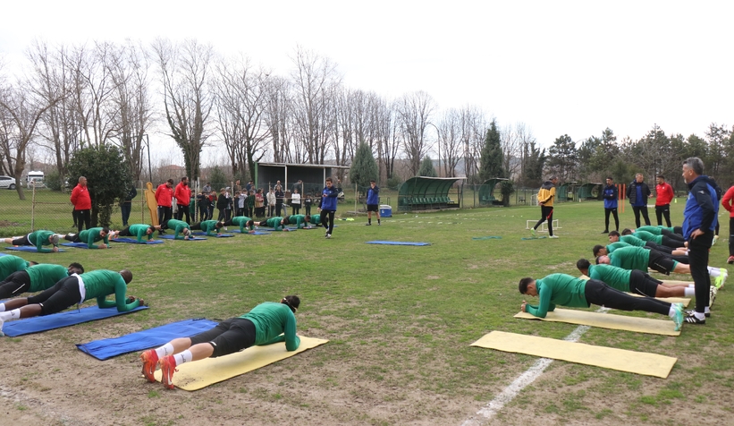 sakaryaspor-corumspor-mesaisindezerkblu0wj