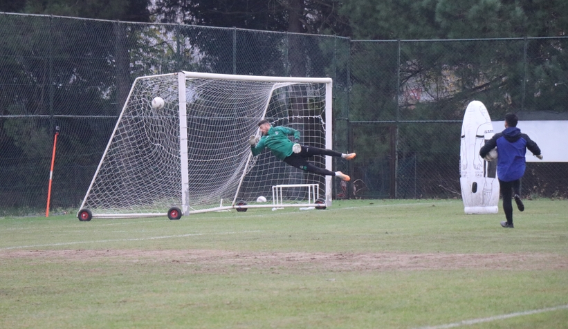 Sakaryaspor da Ankaraspor mesaisi sürüyor