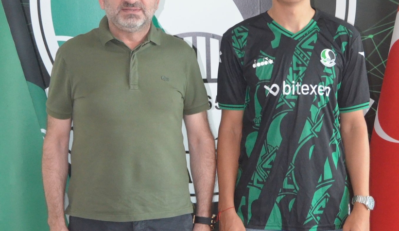 Sakaryaspor'da bir transfer daha!