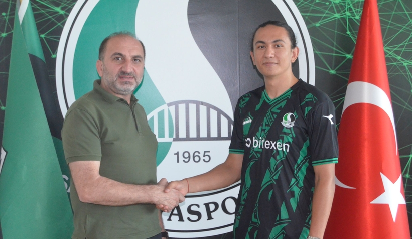 Sakaryaspor'da bir transfer daha!
