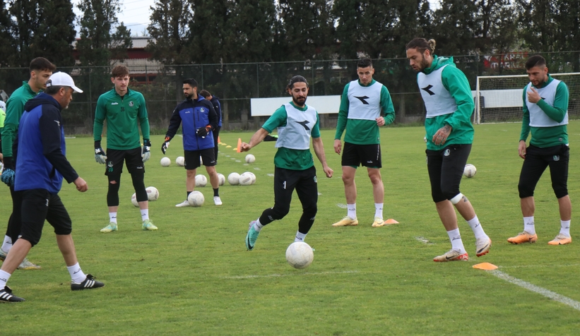 sakaryaspor-da-boluspor-mesaisi-basladinw10ous2rf