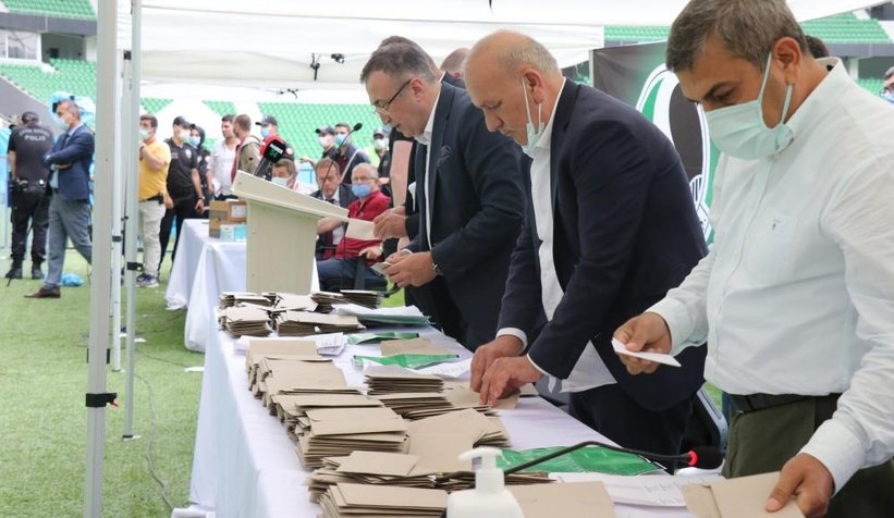 sakaryaspor-da-cumhur-genc-donemic2zwmzfrr2