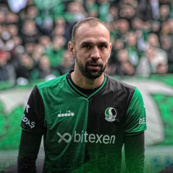 sakaryaspor-da-sok-ayrilikd1jpdvpqyx