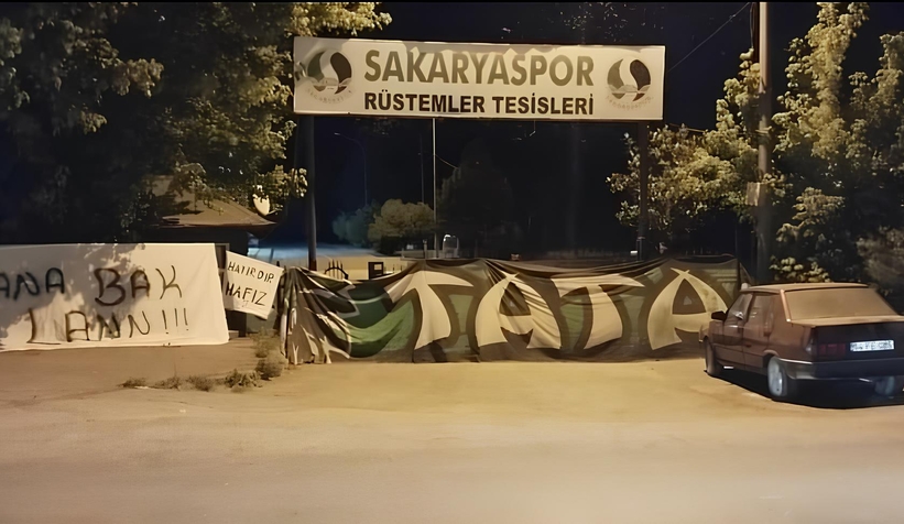 sakaryaspor-da-taraftarlardan-yonetimin-suskunluguna-tepkiwlhvytq5vw