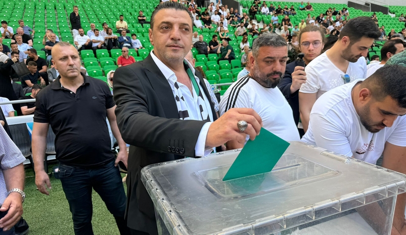 sakaryaspor-da-yeni-baskan-belli-oldubdbnvte2mt
