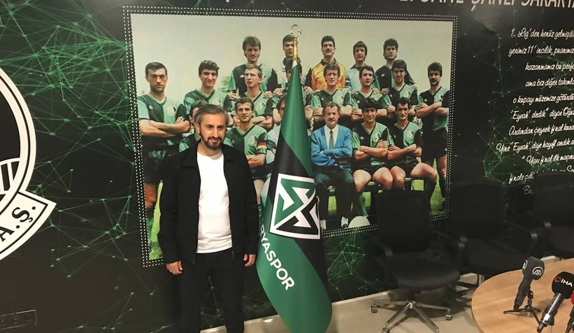 sakaryaspor-da-yeni-teknik-adam-imzayi-attis2xvb0fsm2