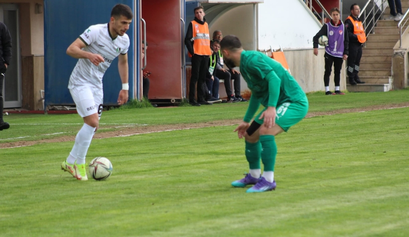 Sakaryaspor deplasmanda Sivas Belediyespor'a mağlup oldu