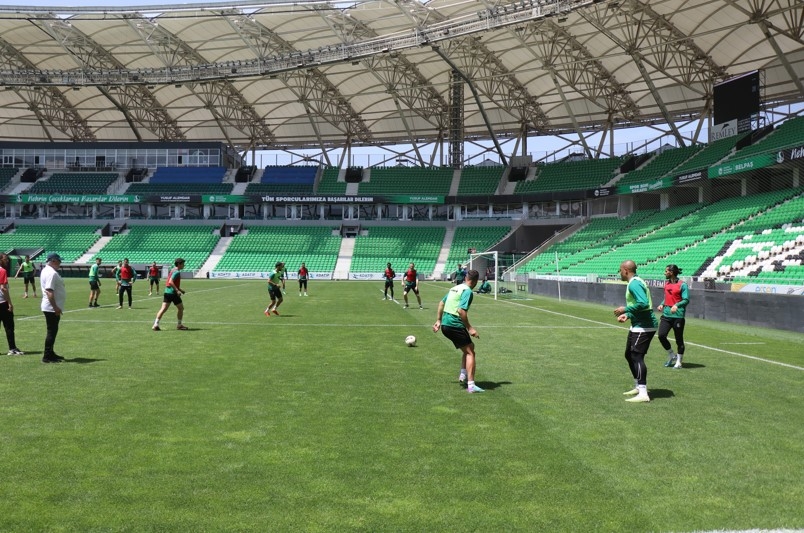 sakaryaspor-finale-bileniyorntjnr3zezk