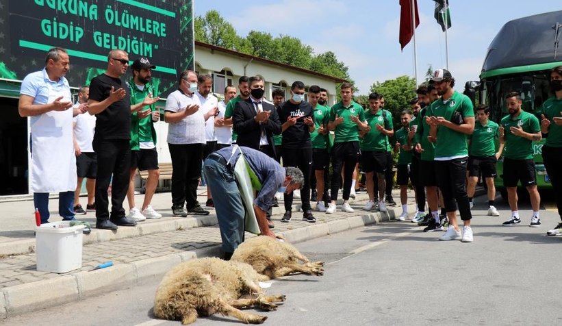 Sakaryaspor finale böyle uğurlandı