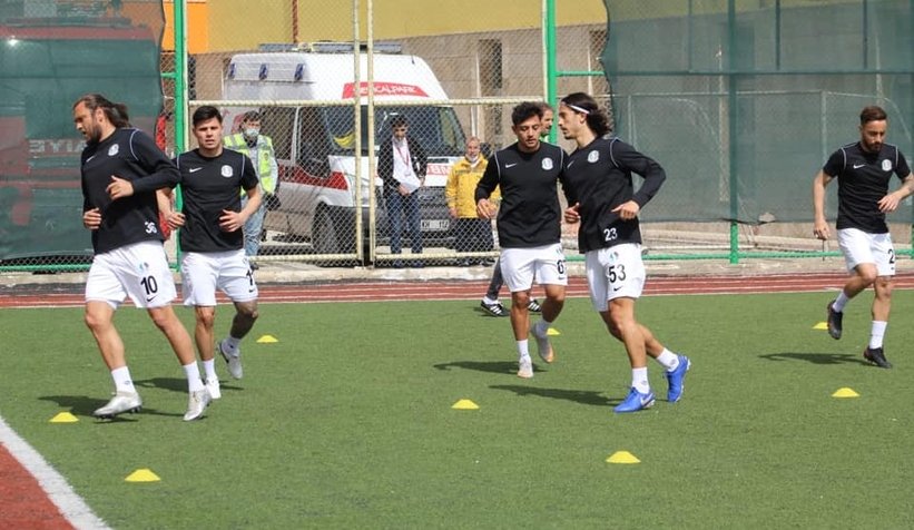 Sakaryaspor gol oldu yağdı; 6-1