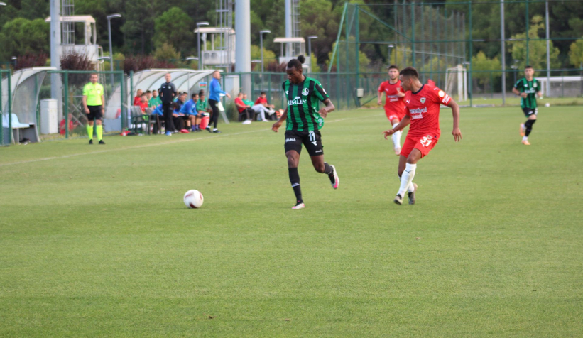 sakaryaspor-hazirlik-macinda-super-lig-ekibi-hatayspor-a-maglup-olduq3ziagrecv