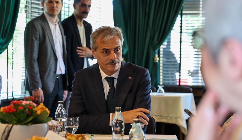 sakaryaspor-icin-kritik-toplantimhdoc2wxmu