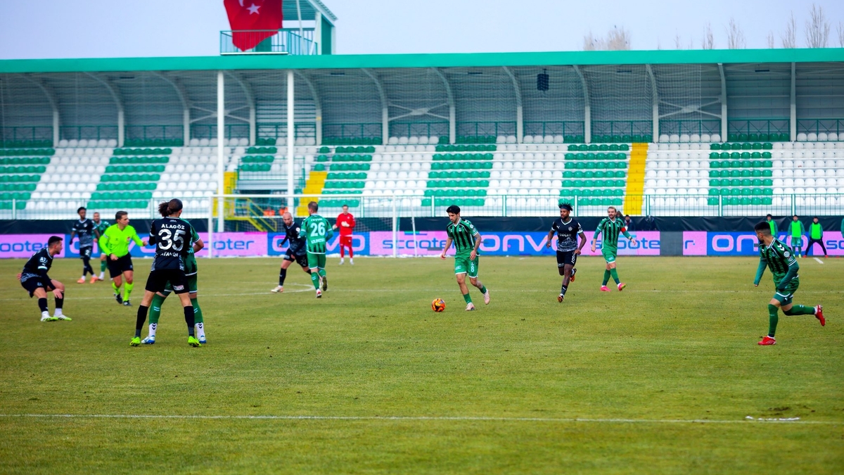 Sakaryaspor Iğdır’dan eli boş dönüyor