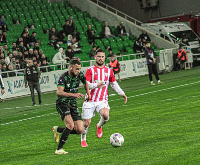 Sakaryaspor kayıp sürüyor