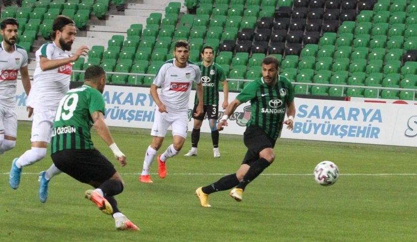Finaldeyiz; Rakip ezeli Kocaelispor