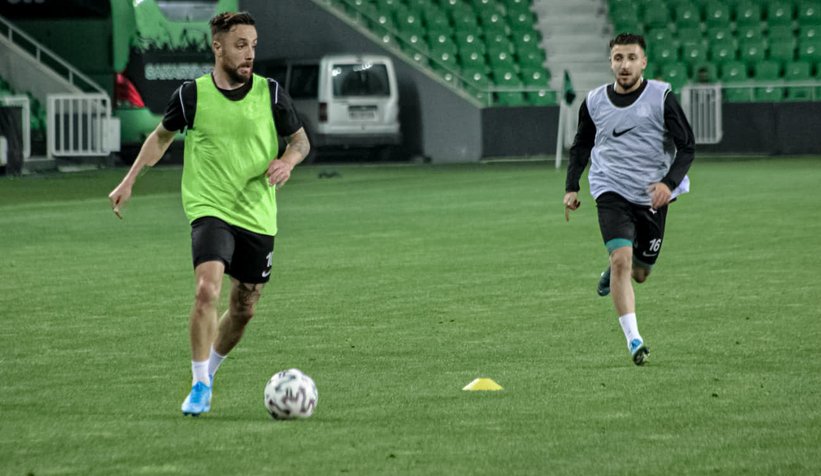 Sakaryaspor, Kırşehir hazırlıklarını sürdürdü