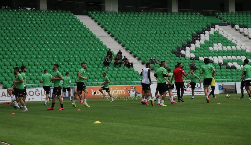 Sakaryaspor, Play-Off öncesi son idmanına çıktı