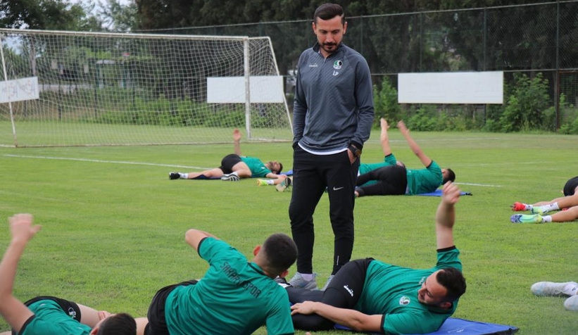 sakaryaspor-sahaya-indi-ilk-idmanini-yaptictf3chr5sj