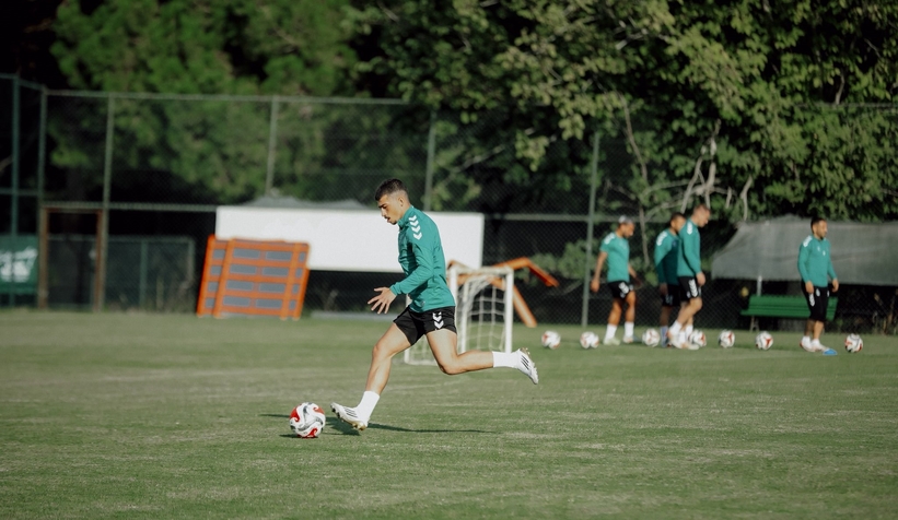 sakaryaspor-sariyer-hazirliklarini-tamamladider5ddcry2