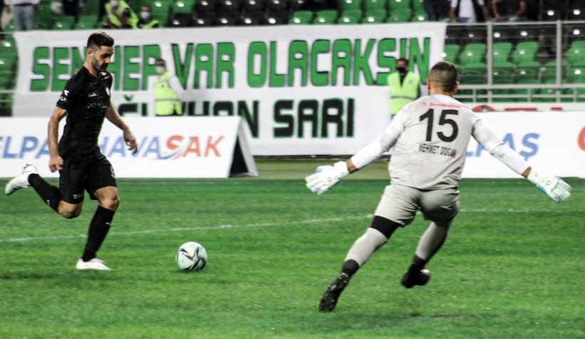 Sakaryaspor Sarıyer'i 2 golle geçti