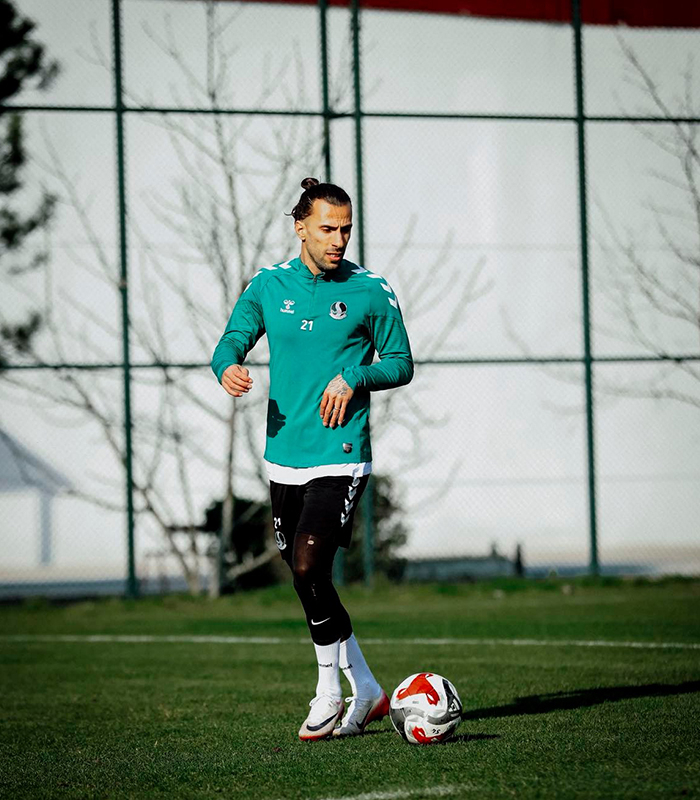 Sakaryaspor Serikspor'a bileniyor