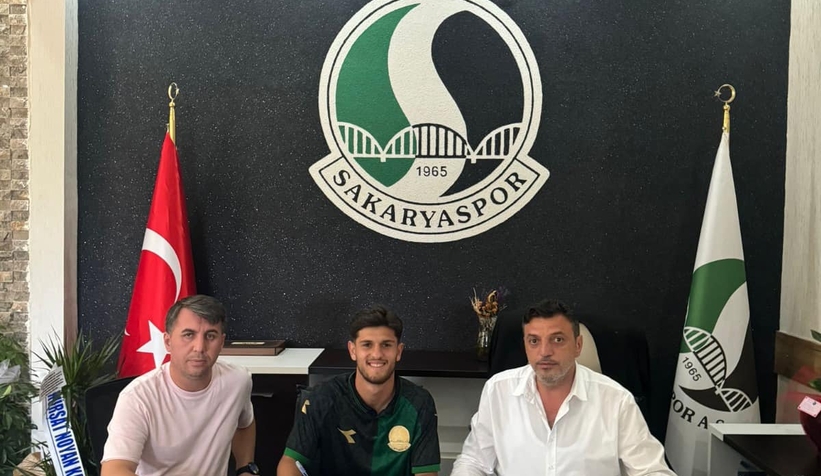 sakaryaspor-super-lig-oyuncusunu-kadrosuna-kattiuw1uykg0t1