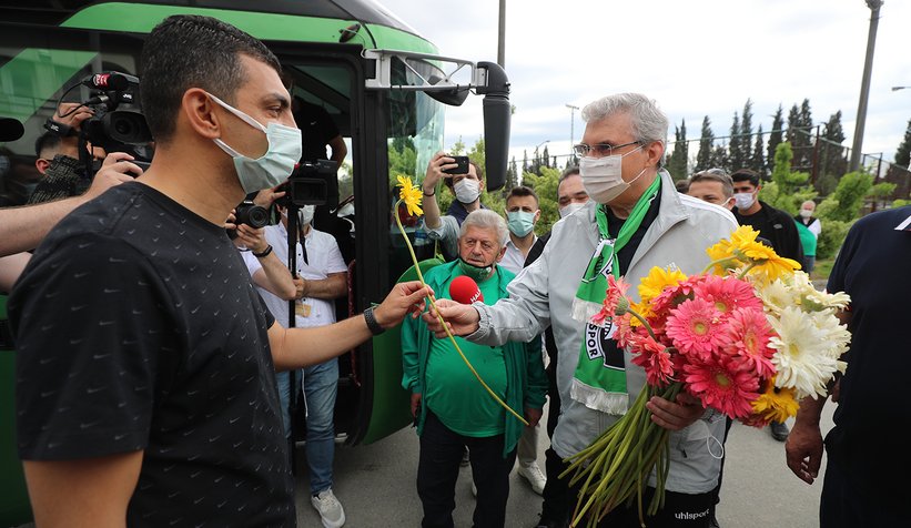 Sakaryaspor'u yarı final için böyle uğurladılar